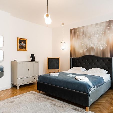 Lara'S Loft Lejlighed Braşov Eksteriør billede